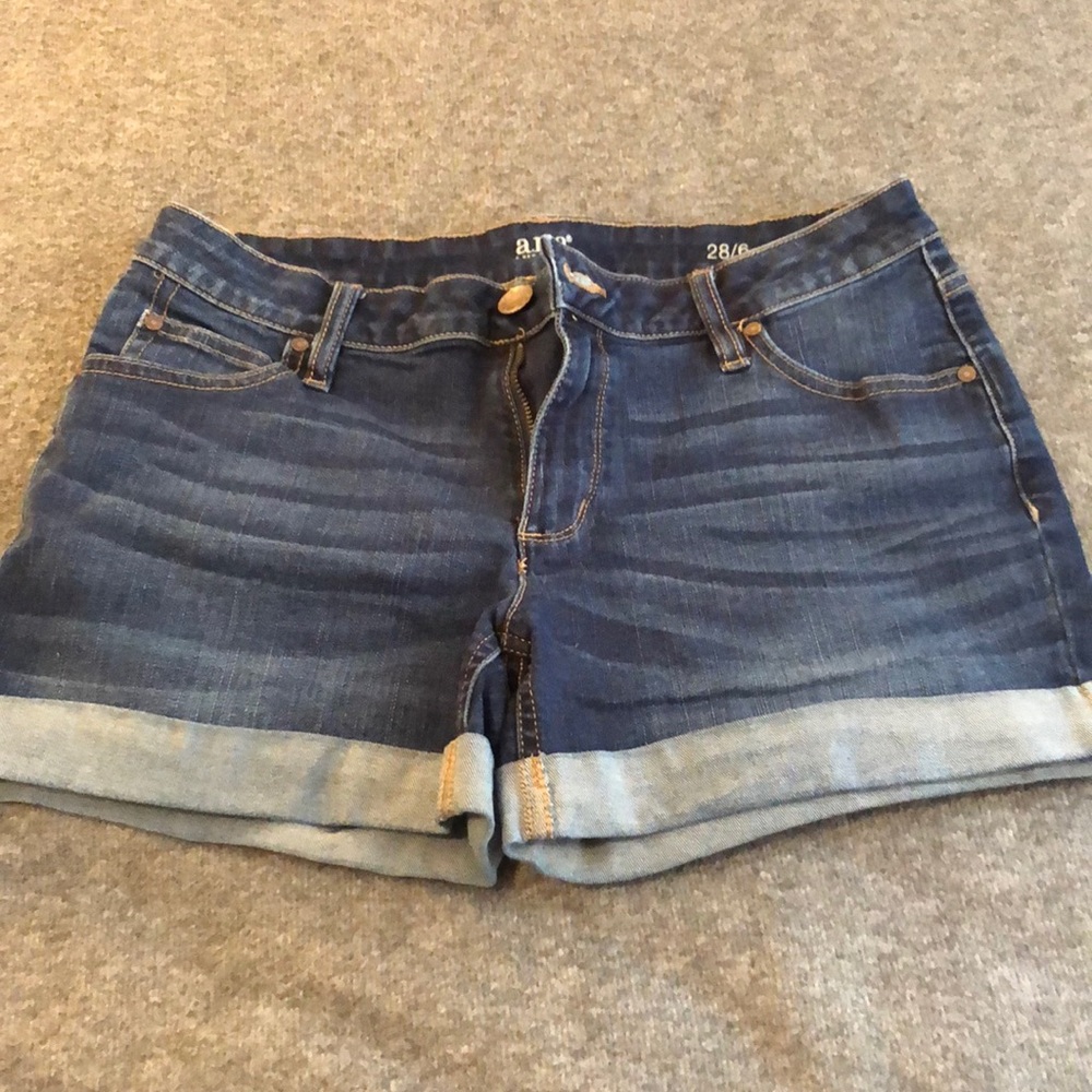 a.n.a. denim shorts